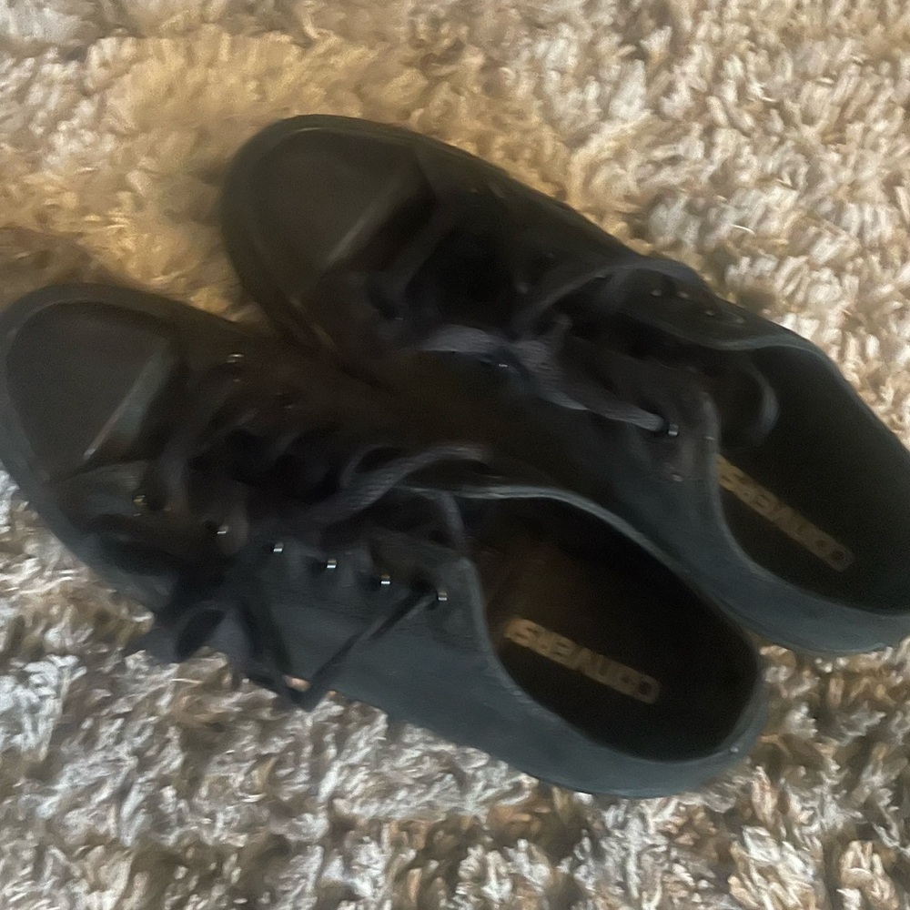 Black Sneakers by converse